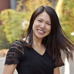 代表取締役社長 CEO 下村 風香